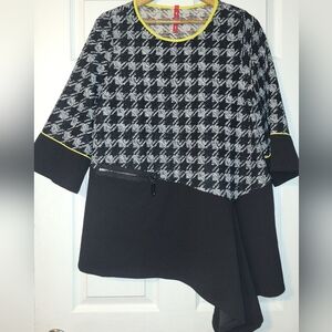 IC By Connie K Asymmetrical Houndstooth Tunic Top Blouse Black White Size Large